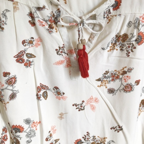 Element Eden Boho Floral Peasant Top Size: Small - Picture 3 of 7